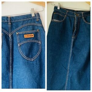 Vintage high-waisted denim midi skirt *Gitano* brand Size 26/27” waist